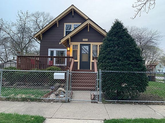 4th image of 804 S Maryland Ave