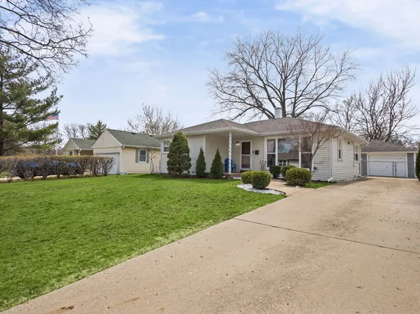 3503 Bobolink Ln, Rolling Meadows, IL 60008