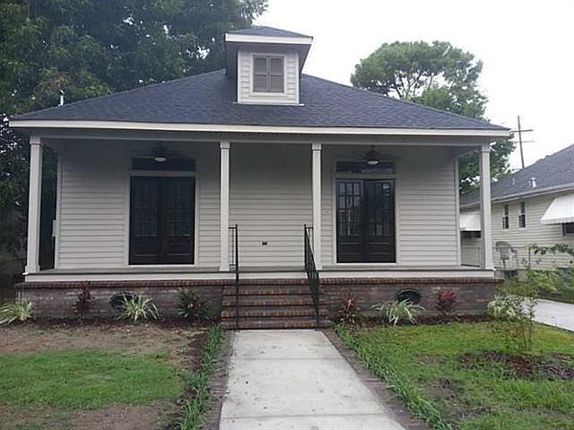 1st image of 4956 Venus Ave
