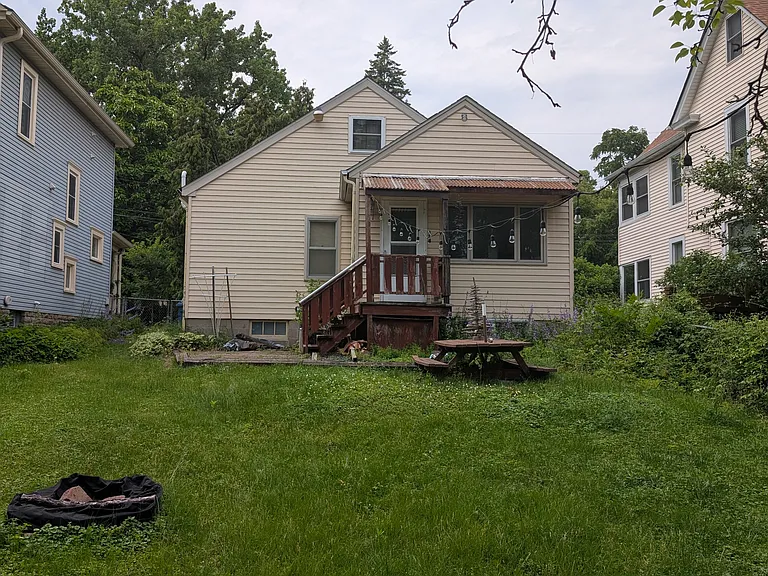 124 Cedar Lake Rd — Photo 20