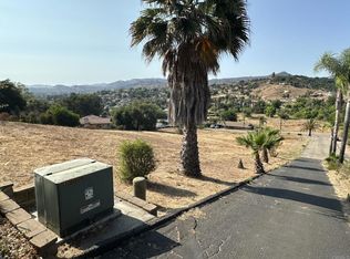 3009 Reed Rd, Escondido, CA 92027