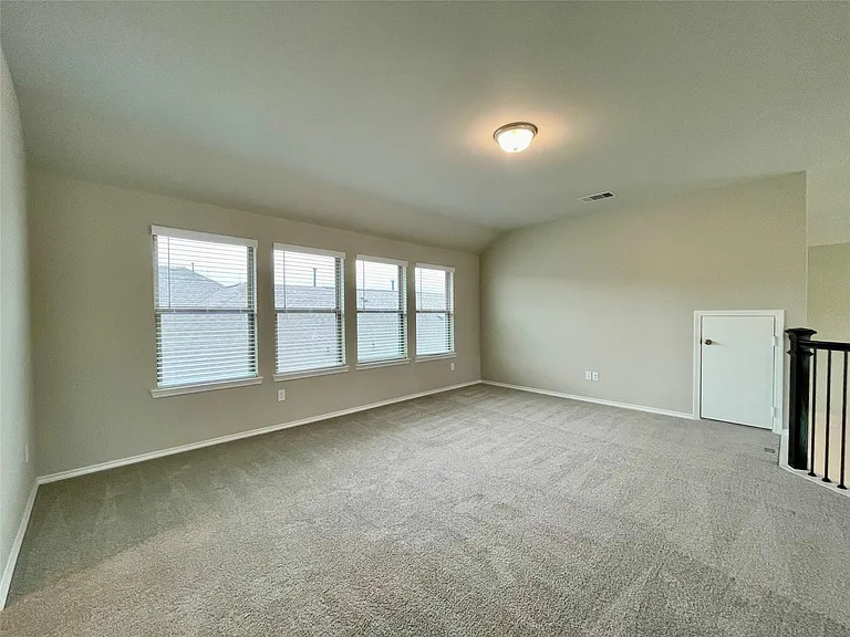 553 Sand Branch Dr — Photo 30
