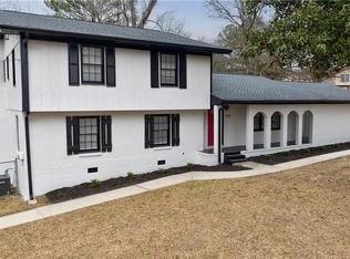 100 Hallie Ln, Atlanta, GA 30349