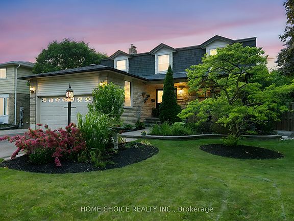 3rd image of 1206 Northgate Cres