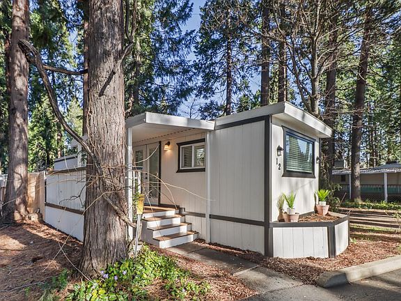 2nd image of 12 Rim St