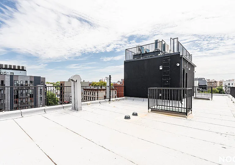 489 Grand St #3B — Photo 28