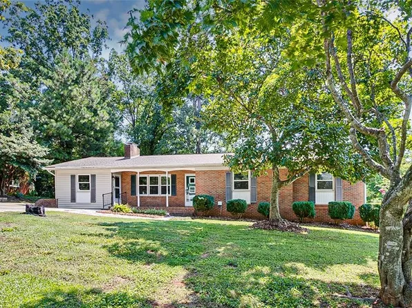 1651 Arrow Wood Rd, Asheboro, NC 27205
