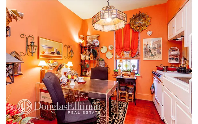 Sold by Douglas Elliman | media 8