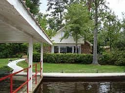 1st image of 127 Charmaine Dr E
