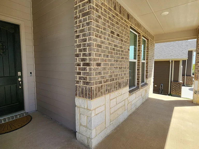 2221 Redwing Dr — Photo 11