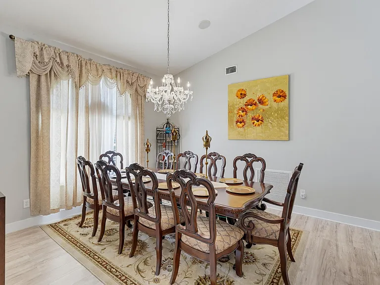 1619 Wiltshire Village Dr — Photo 7