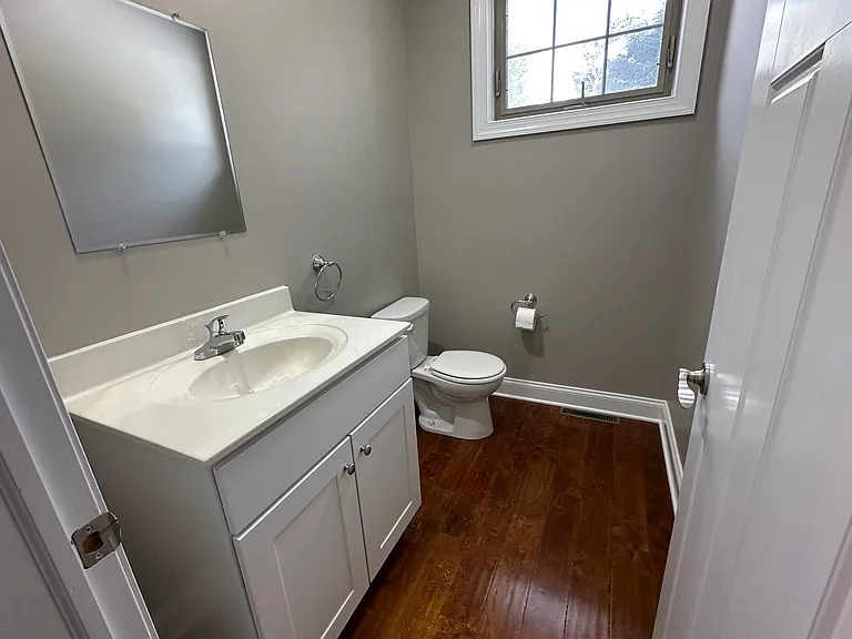3 Maple Leaf Dr — Photo 40