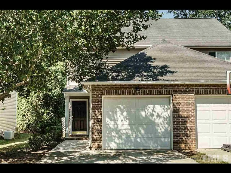 145 Woodson Dr — Photo 19