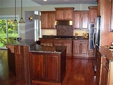4th image of 7965 Butler Hill Dr
