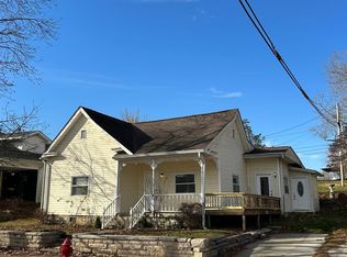 2003 I St, Bedford, IN 47421