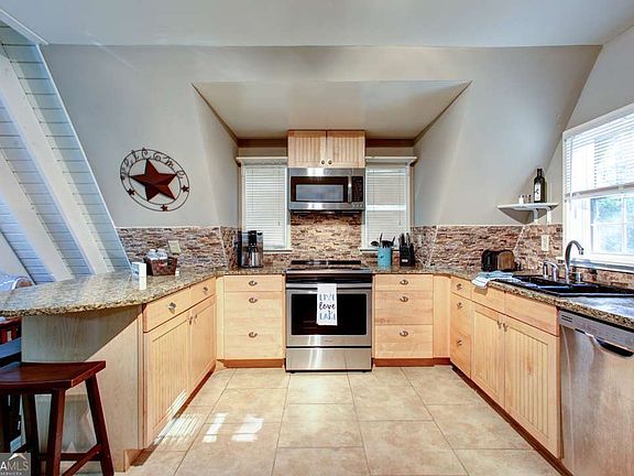 4th image of 502 Bentwood Dr