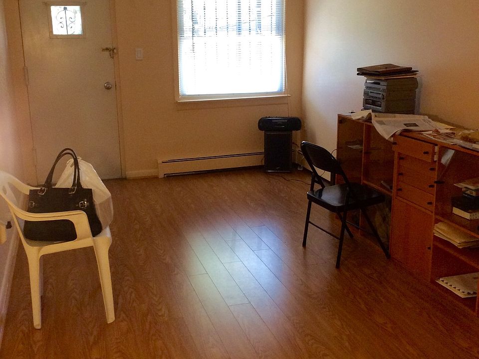 2nd image of 3017 69th St