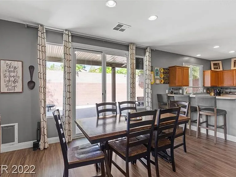 7725 Donner Peak St — Photo 35