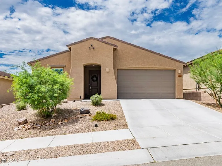 13905 E Silver Pine Trl — Photo 2