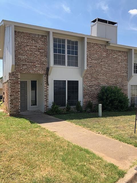 1st image of 2236 Chase Ct