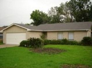 2230 Earle St, Port Neches, TX 77651