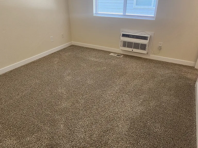 5210 Alpha St SE #5210 — Photo 8