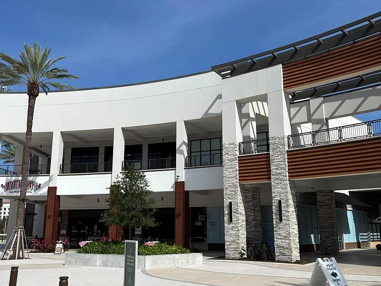 3023 Alcazar Pl #305 — Photo 45