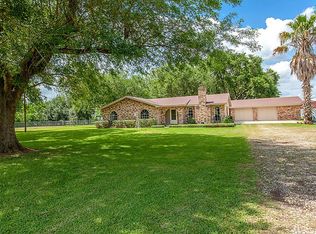 2240 County Road 357, Alvin, TX 77511