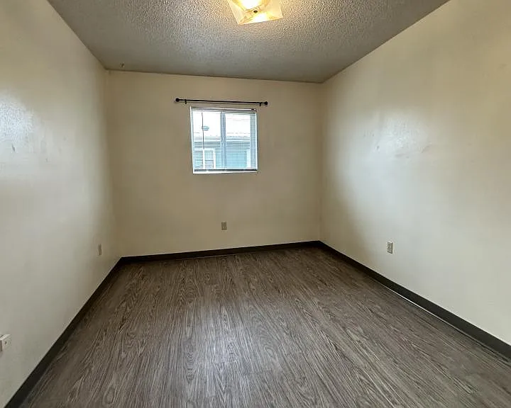 2024 Alderson Ave #4 — Photo 3