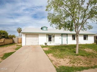 5716 N 62nd Dr, Glendale, AZ 85301