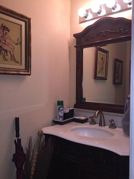 2nd image of 4752 SW W 13 Pl #1