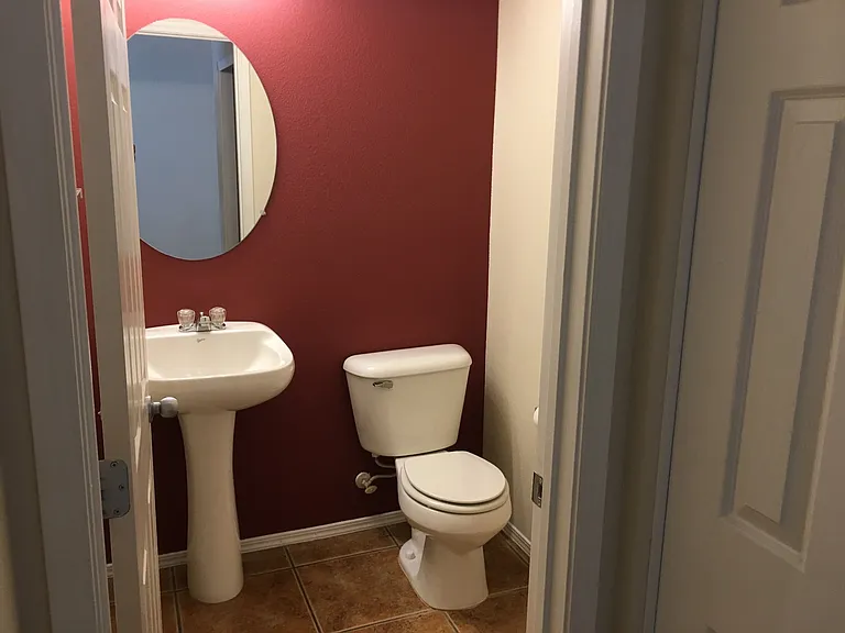 9933 Carrizo Springs Ave — Photo 10