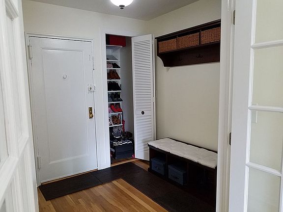 2nd image of 64 Lawrence Ct APT B