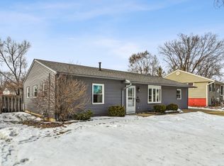 416 Concord Dr, Streamwood, IL 60107