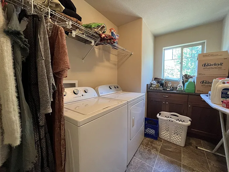 9304 N Macrum Ave — Photo 37