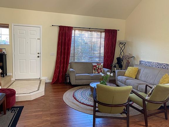 3rd image of 1599 Mission Springs Cir