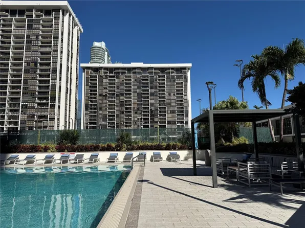 1925 Brickell Ave #1403, Miami, FL 33129