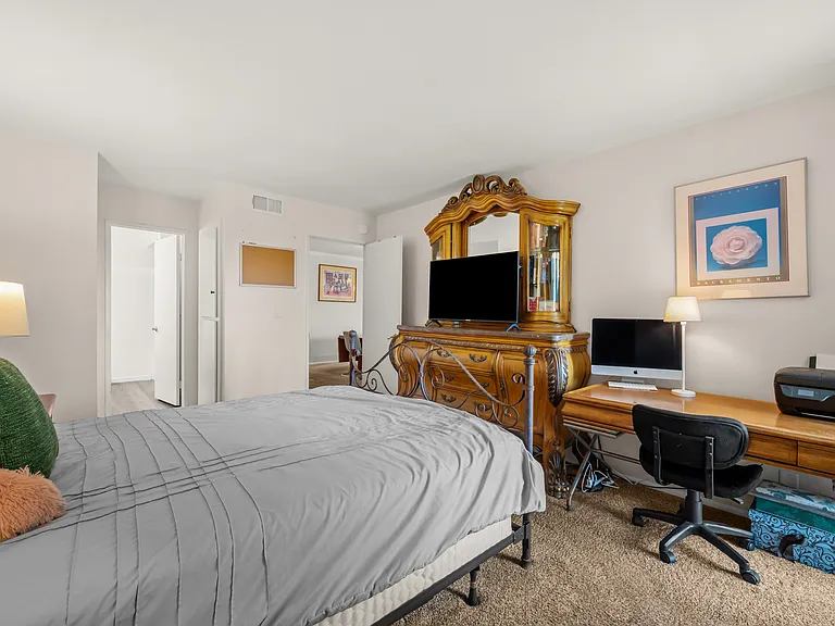 436 N Bellflower Blvd #201 — Photo 12