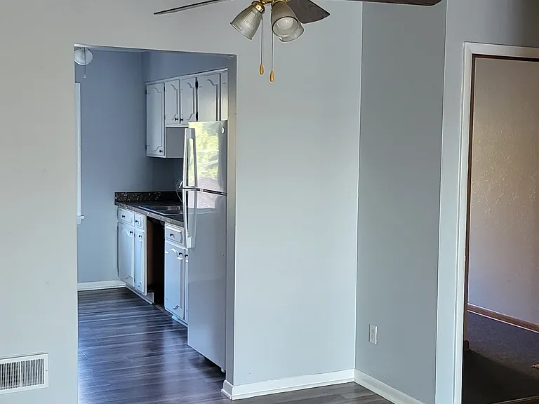 4328 W Bancroft St #1 — Photo 14