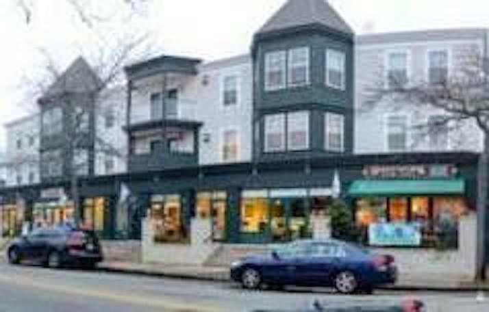 The apartment is above the storefronts. It's in the heart of Hull, and it's super convenience.