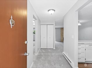 22103 66th Ave W APT 3B, Mountlake Terrace, WA 98043