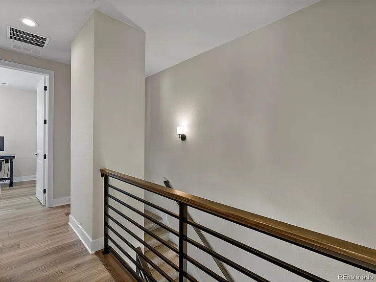 5194 Vivian St — Photo 18