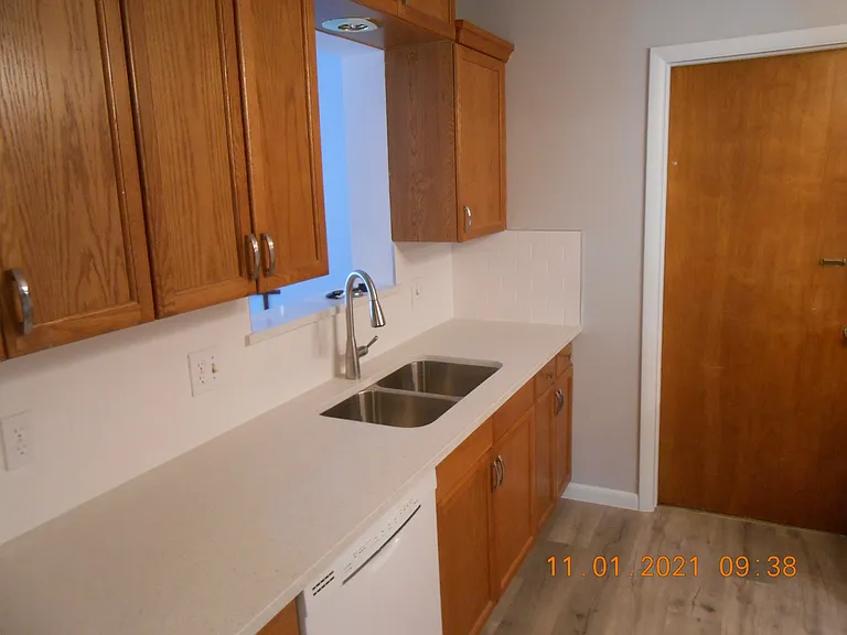 1921 Springfield Dr — Photo 18