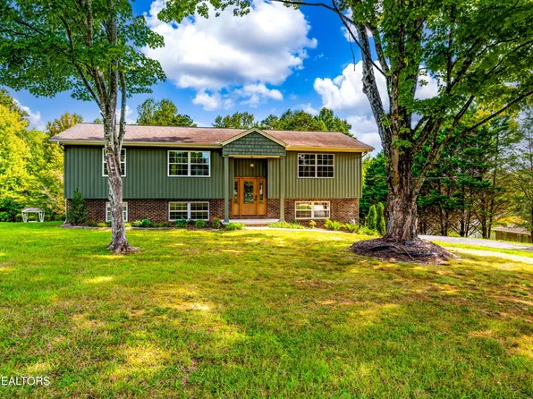1205 Hoss Rd, Powell, TN 37849