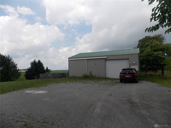 4th image of 10088 Collins Rd