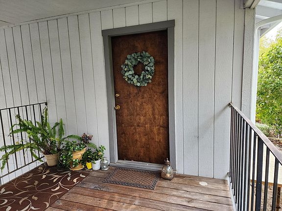 3rd image of 1179 Smith Ave #5
