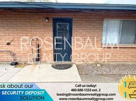 3218 E Monte Vista Dr