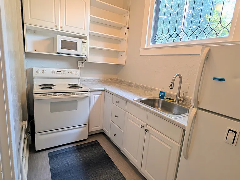 2312 W Pacific Ave #1 — Photo 7