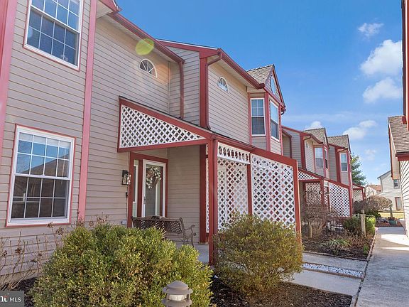 5th image of 698 E Lakefront Cir #65