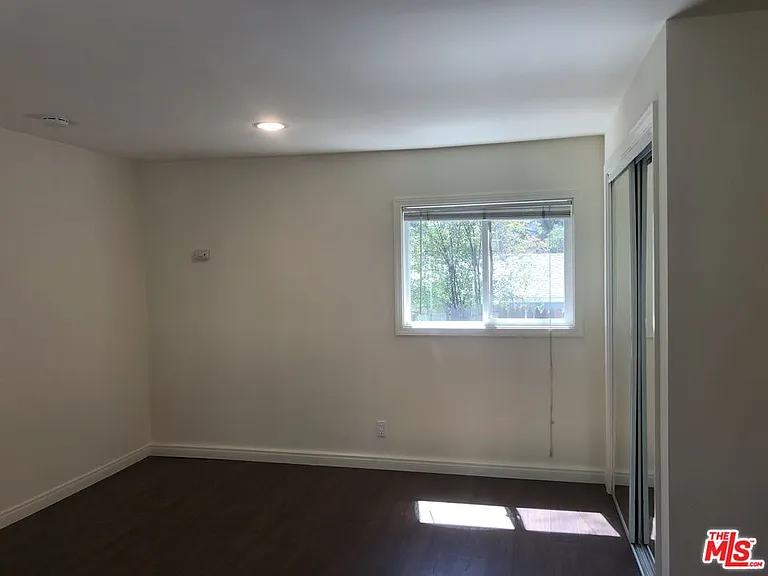 3708 Altura Ave — Photo 13